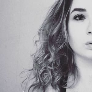 Meet your Posher, Crissie